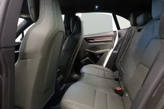 Porsche Macan, 300 kW, electric, automatic, four-wheel drive