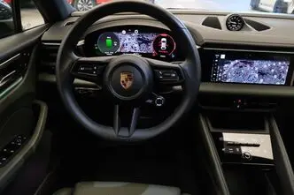 Porsche Macan, 300 kW, electric, automatic, four-wheel drive