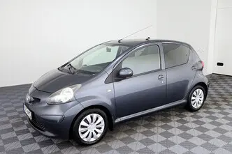 Toyota Aygo, 1.0, 67 kW, бензин, механическая, передний привод