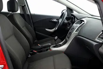 Opel Astra, 1.7, 125 kW, дизель, механическая, передний привод