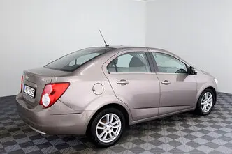 Chevrolet Aveo, 1.4, 100 kW, бензин, механическая, передний привод