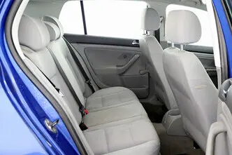 Volkswagen Golf, 1.6, 101 kW, бензин, механическая, передний привод