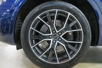 Audi SQ5, 3.0, 251 kW, дизель, автомат, полный привод