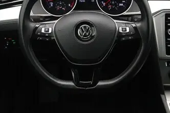 Volkswagen Passat, 1.4, 92 kW, бензин, автомат, передний привод