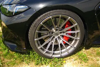 BMW M3, 390 kW, petrol, automatic, four-wheel drive