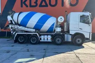 Volvo FH 500 8x4, 375 kW, diesel, automatic