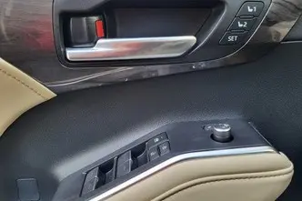 Toyota Highlander, 2.5, 140 kW, hübriid, automaat, nelikvedu