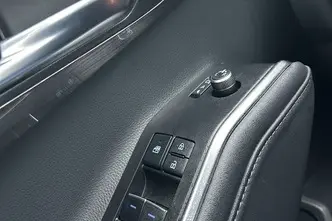 Toyota Highlander, 2.5, 140 kW, hübriid, automaat, nelikvedu