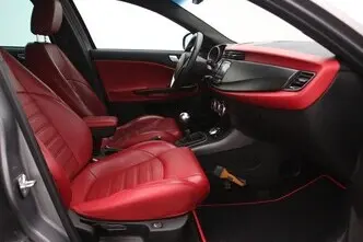 Alfa Romeo Giulietta, 2.0, 110 kW, diesel, manual, front-wheel drive