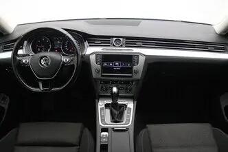Volkswagen Passat, 1.6, 88 kW, diisel, automaat, esivedu