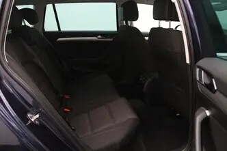 Volkswagen Passat, 1.6, 88 kW, diisel, automaat, esivedu