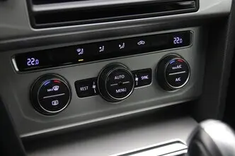 Volkswagen Passat, 1.6, 88 kW, diisel, automaat, esivedu