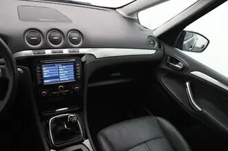 Ford Galaxy, 1.6, 118 kW, petrol, manual, front-wheel drive