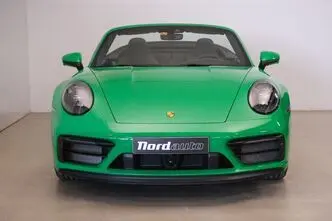Porsche 911, 3.0, 353 kW, petrol, automatic, four-wheel drive