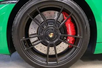 Porsche 911, 3.0, 353 kW, petrol, automatic, four-wheel drive