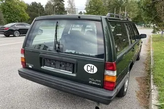 Volvo 940, 2.3, 99 kW, petrol, automatic, rear-wheel drive