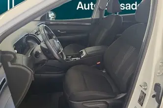 Hyundai Tucson, 1.6, 110 kW, hybrid, automatic, front-wheel drive