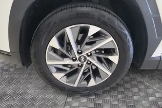 Hyundai Tucson, 1.6, 110 kW, hybrid, automatic, front-wheel drive