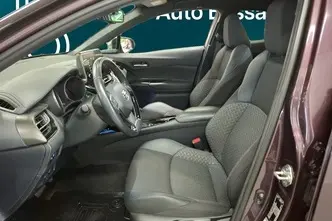 Toyota C-HR, 2.0, 135 kW, гибрид, автомат, передний привод