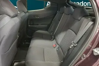 Toyota C-HR, 2.0, 135 kW, гибрид, автомат, передний привод