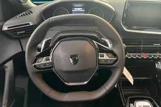 Peugeot 2008, 1.2, 96 kW, бензин, автомат, передний привод