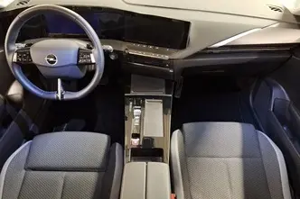 Opel Astra, 1.2, 96 kW, бензин, автомат, передний привод
