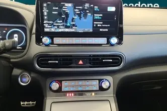 Hyundai Kona, 100 kW, электричество, автомат, передний привод