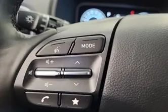 Hyundai Kona, 100 kW, электричество, автомат, передний привод