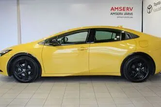 Toyota Prius, 2.0, 111 kW, подключаемый гибрид, автомат, передний привод
