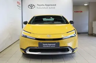 Toyota Prius, 2.0, 111 kW, подключаемый гибрид, автомат, передний привод