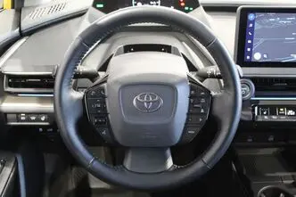 Toyota Prius, 2.0, 111 kW, подключаемый гибрид, автомат, передний привод