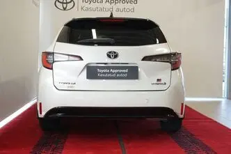 Toyota Corolla, 1.8, 72 kW, hybrid, automatic, front-wheel drive