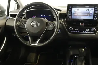 Toyota Corolla, 1.8, 72 kW, гибрид, автомат, передний привод