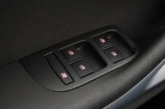 Opel Zafira, 1.6, 100 kW, дизель, механическая, передний привод
