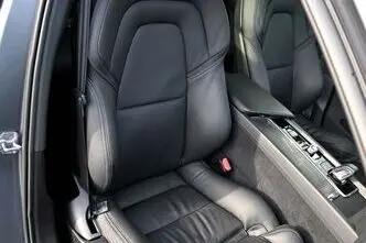 Volvo XC60, 2.0, 251 kW, бензин, автомат, полный привод