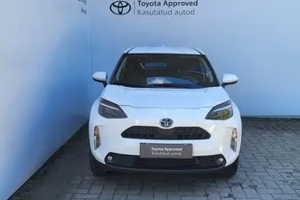 Toyota Yaris Cross, 1.5, 68 kW, hübriid, automaat, esivedu