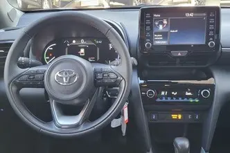 Toyota Yaris Cross, 1.5, 68 kW, hübriid, automaat, esivedu
