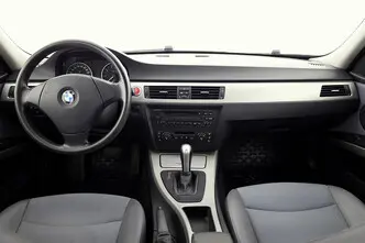 BMW 318, 2.0, 129 kW, bensiin, automaat, tagavedu