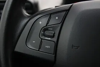 Citroën C4 Cactus, 1.5, 88 kW, diesel, automatic, front-wheel drive