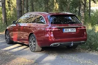Mercedes-Benz E 300, 2.0, 143 kW, plug-in hybrid, automatic, rear-wheel drive