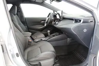 Toyota Corolla, 1.8, 72 kW, hybrid, automatic, front-wheel drive