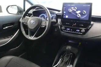 Toyota Corolla, 1.8, 72 kW, hybrid, automatic, front-wheel drive
