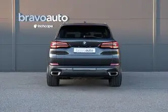 BMW X5, 3.0, 210 kW, гибрид, автомат, полный привод