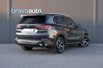 BMW X5, 3.0, 210 kW, гибрид, автомат, полный привод