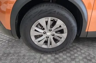 Peugeot 2008, electric, automatic, front-wheel drive