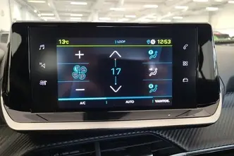 Peugeot 2008, electric, automatic, front-wheel drive