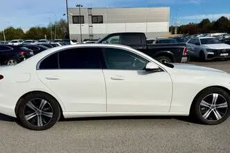 Mercedes-Benz C 220, гибрид, автомат, задний привод