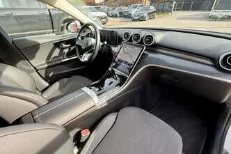Mercedes-Benz C 220, гибрид, автомат, задний привод