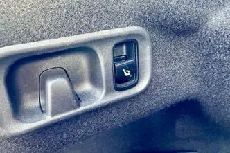 Mercedes-Benz C 220, гибрид, автомат, задний привод