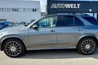 Mercedes-Benz GLE 300, automatic, four-wheel drive